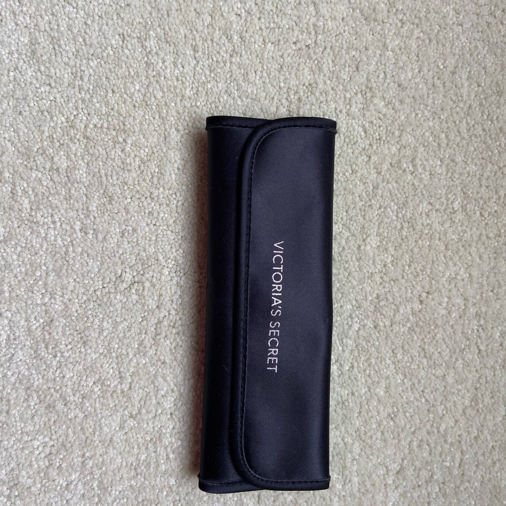 Victoria Secret Makeup Brush Set With Case